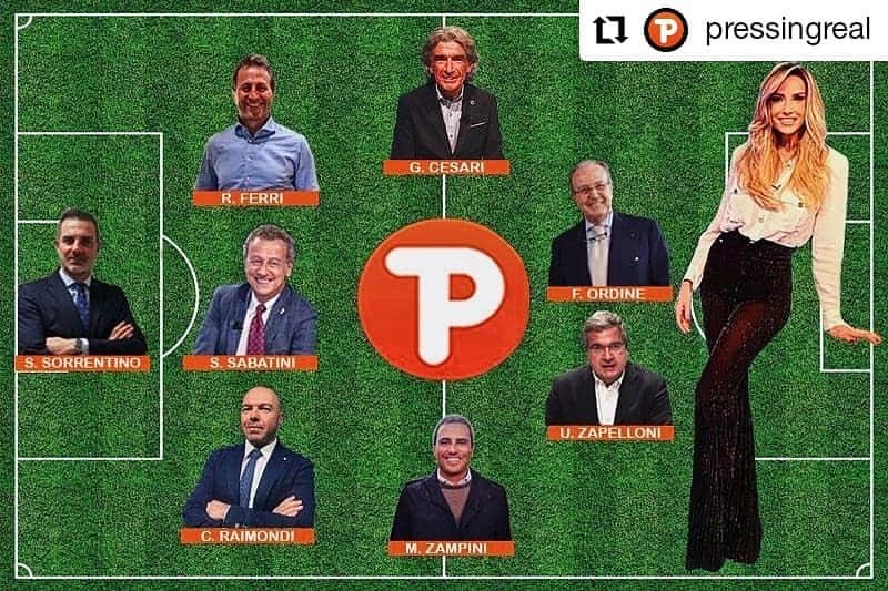ステファノ・ソレンティーノのインスタグラム：「Ci vediamo stasera! . #Repost @pressingreal • • • • • • Ecco la squadra che domani scenderà in campo agli ordini della nostra Giorgia Rossi. Fischio d’inizio alle 23.25, su Italia 1. Vi aspettiamo! #Pressing」