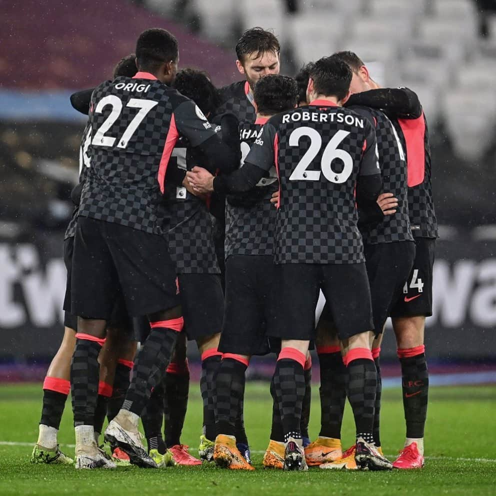 リヴァプールFCさんのインスタグラム写真 - (リヴァプールFCInstagram)「THIS TEAM 🔥 #LFC #Liverpool #LiverpoolFC #PremierLeague #WHULIV」2月1日 3時35分 - liverpoolfc