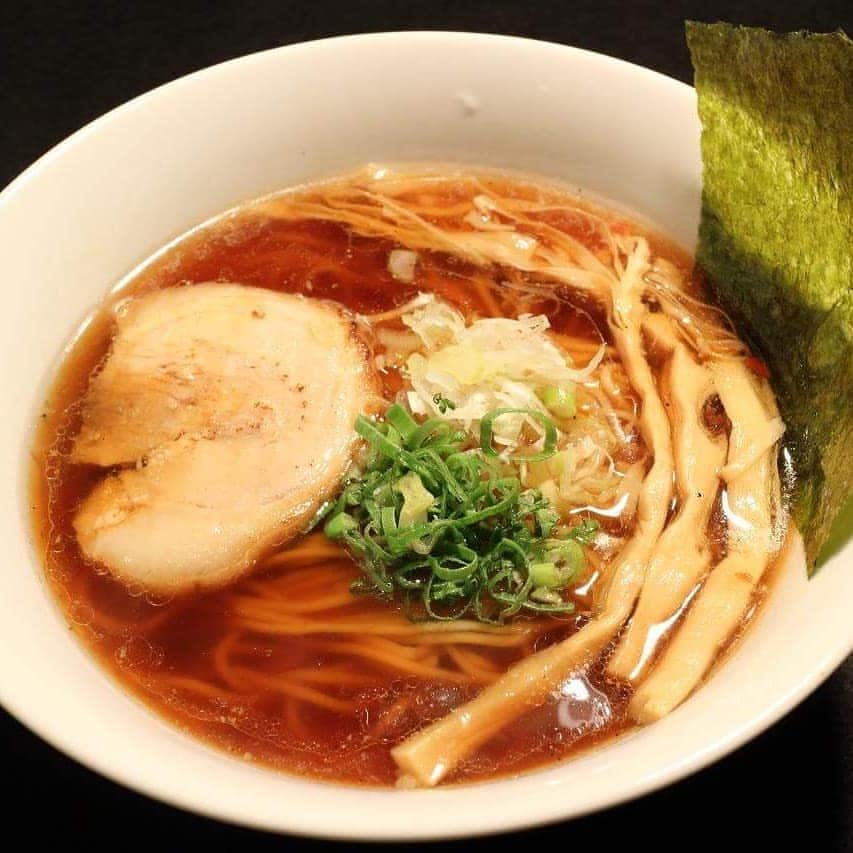 HEY!たくちゃんのインスタグラム：「#soy source ramen  歴代の醤油ラーメン歴史。 醤油ラーメンが 一番難しい。」