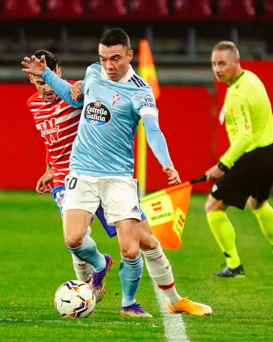 LFPさんのインスタグラム写真 - (LFPInstagram)「@i.aspas10 is back! 😄💙  #Aspas #Celta #LaLiga #LaLigaSantander」2月1日 3時59分 - laliga