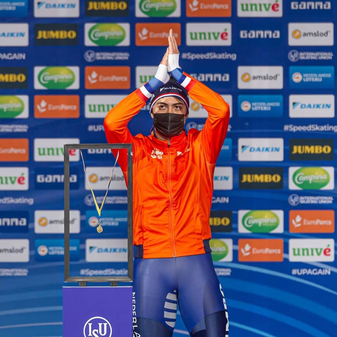 開フェルバイのインスタグラム：「Blij met de winst vandaag op de 1000m! Was weer een mooie battle @_thomaskrol ! Nog 2 weken tot het WK! 📸@stephantellier   #jumbovisma_ice」