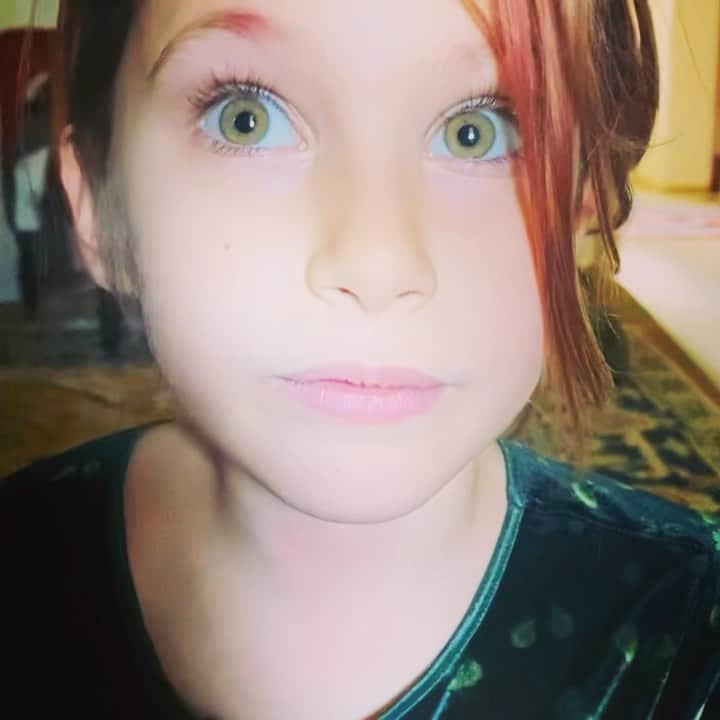 レイク・ベルのインスタグラム：「Some questions are hard to answer.  She wanted me to send this to @potus @vp ... any advice on how to explain?」