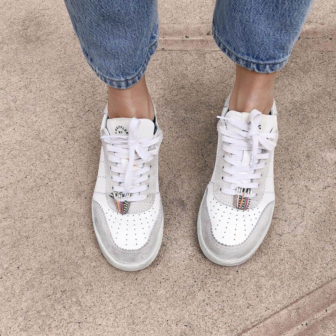 レフラーランドールのインスタグラム：「Restock alert! We just received another batch of our go-to sneaker on the site: Keeley in cement with playful friendship pins and recycled rubber outsoles.」
