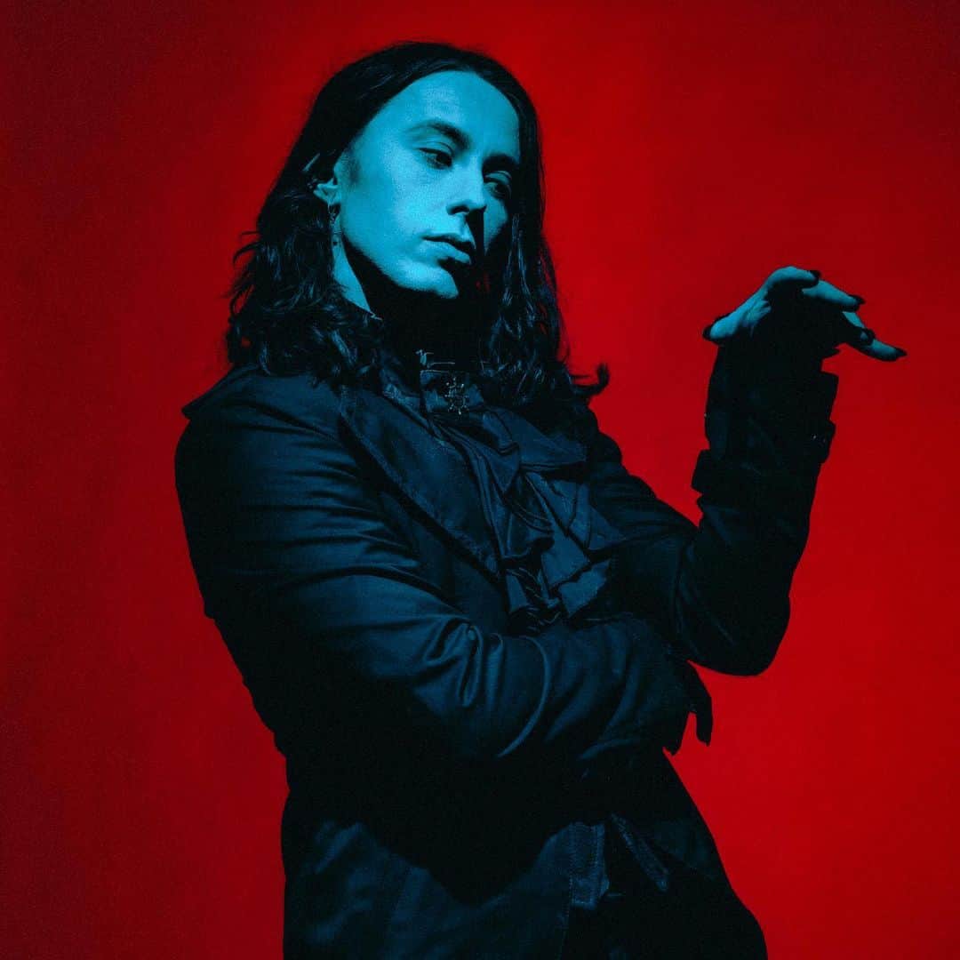ロニー・ラドクのインスタグラム：「I love the way it feels」