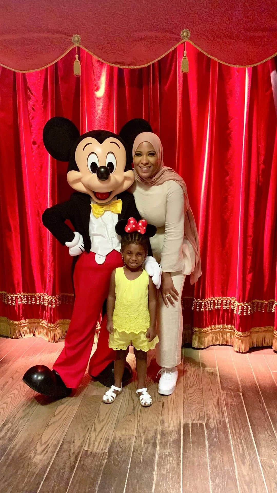 イブテハージ・ムハンマドのインスタグラム：「A few weeks after my sister’s رحمه الله sudden passing, I had a work trip scheduled. In a desperate attempt to see my mom smile again, I convinced her to come with me to France. It’s trips like these, with the people I love, that I will never forget ♥️ p.s. If you listen closely around the 1:05 mark, you can hear Maliha ask if Mickey Mouse is real haha. My fav trip 🥰」
