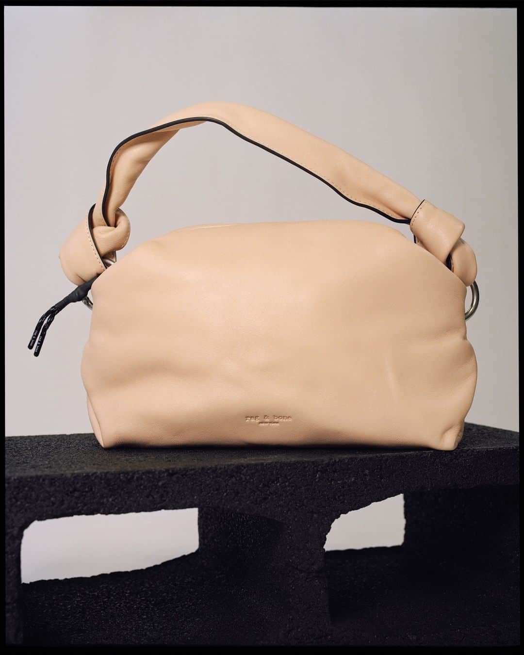 ラグ&ボーンのインスタグラム：「Reset your wardrobe in 2021 with smooth, nappa leather in luxurious winter tones.」