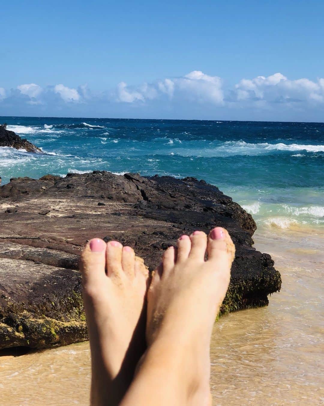 ヘレナ・マットソンのインスタグラム：「Aloha! 🌴🌞🌺 Nothing to complain about over here.. 😉」