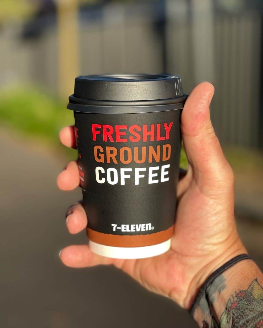 7-Eleven Australiaさんのインスタグラム写真 - (7-Eleven AustraliaInstagram)「Interrupting your scrolling to remind you that it’s coffee time! ☕ Get it delivered this morning via link in bio.   📷 @illawarraphotographer  •  7-Eleven Delivery available in select Melbourne suburbs.」2月1日 6時30分 - 7elevenaus