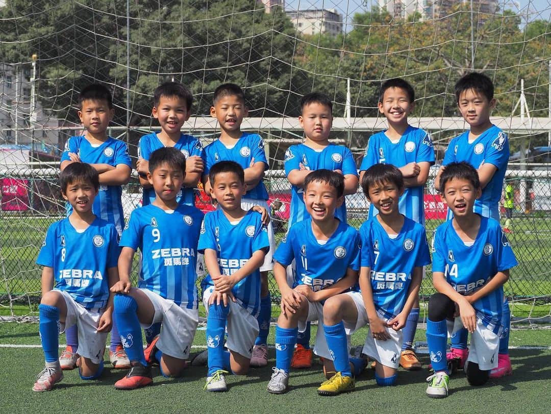 楽山孝志さんのインスタグラム写真 - (楽山孝志Instagram)「TCF楽山サッカー塾U10エリートクラスが深圳の強豪チームが参加するNCL-CUPに出場。3日間ハードなスケジュールの中、選手の頑張りとコーチ陣のサポートがあり2位を獲得する事が出来ました。まだまだ改善するところが多いですが、コツコツ頑張りましょう‼︎  #サッカースクール  #試合  #大会  #中国  #深セン  #深圳 #shenzhen」2月1日 6時53分 - takashi.rakuyama