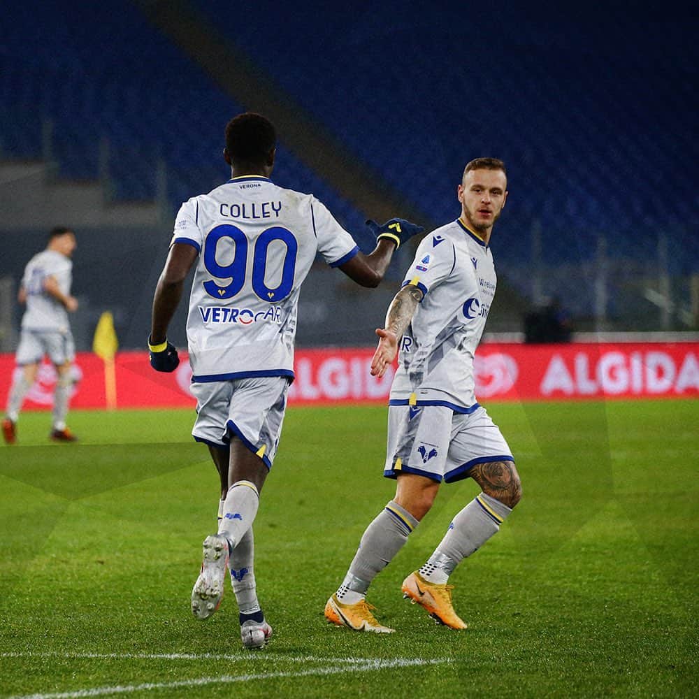 エラス・ヴェローナFCのインスタグラム：「Primo gol ➡️➡️ Primo assist 🎯⚽️  Ripartiamo da qui 💪  #DaiVerona #RomaVerona #lastoriAcontinuA」
