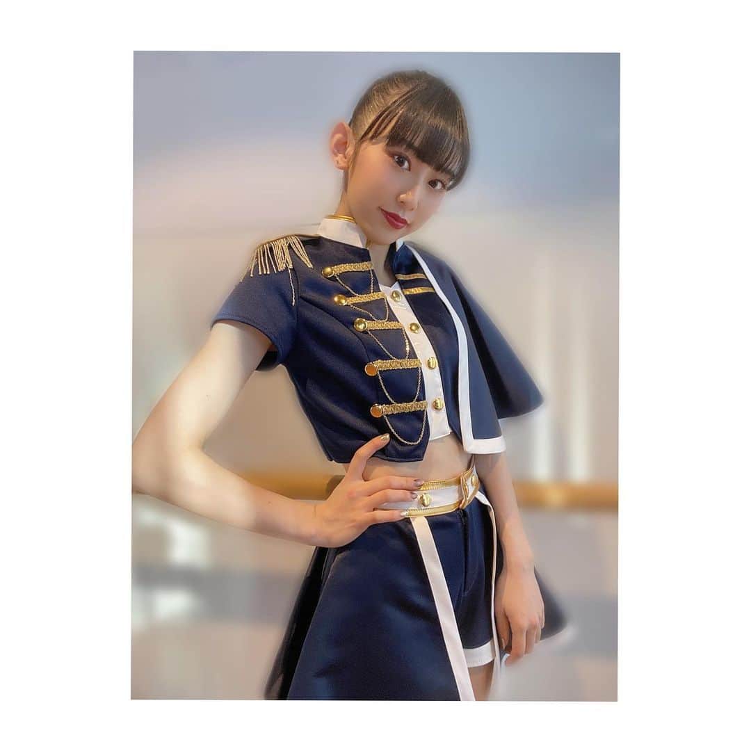 YURINAのインスタグラム：「・﻿ 🖤♡🖤♡🖤♡🖤﻿ ﻿ 📸 ɴᴇᴡ ᴄᴏsᴛᴜᴍᴇ ﻿ ﻿ ﻿ 〜𝘽𝙨𝙂𝙞𝙧𝙡𝙨. 2021 🆂🆃🅰︎🆁🆃〜﻿ ﻿ ﻿ 皆様お久しぶりです！﻿ お待たせ致しましたっーーーー🙌🏻﻿ 今日からSNSスタートします✨﻿ ﻿ ﻿ 改めまして、﻿ 今シーズンでBsGirls3年目になります！﻿ ﻿ ﻿ BsGirls 2021  Sub leader﻿ Performer. # 359 YURINA 🖤﻿ ﻿ ﻿ 【𝚝𝚠𝚒𝚝𝚝𝚎𝚛】☞ https://twitter.com/YURINA_BsGirls?lang=ja﻿ ﻿ ﻿ 岡山県出身🍑﻿ BsGirlsの高身長黒髪ポニーテール👱🏻‍♀️❤︎﻿ ﻿ ﻿ 𖧷好きな事 : トレーニング・筋トレ・食べる事﻿ 𖧷アピールポイント: 運動神経・筋力﻿ ﻿ ﻿ ﻿ 3年目の2021シーズンも全力パフォーマンスで﻿ 皆様と一緒にオリックス・バファローズを﻿ 全力応援していきます🕺⚾️﻿ ﻿ そして、新しい事へ沢山チャレンジしていく﻿ バファローズイヤーにしていきます🐮🔥﻿ ﻿ ﻿ ﻿ ﻿ 皆様、今シーズンもよろしくお願いします🖤﻿ ﻿ ﻿ ﻿ ﻿ #オリックス #Bs2021 #BsGirls﻿ #baseball #プロ野球 #ORIX #avex﻿ #オリックスバファローズ #野球女子﻿ #野球好きと繋がりたい #京セラドーム大阪﻿ #オリックス女子 #インスタ野球女子﻿ #yurina_359  #BsGirls2021 #performer﻿ #dance #全力パフォーマンス #黒髪ストレート﻿ #黒髪ポニーテール #高身長女子 #筋トレ女子﻿ #トレーニング #ボディメイク #ダンス ﻿ #followme #likeforlike #selfie #profile」