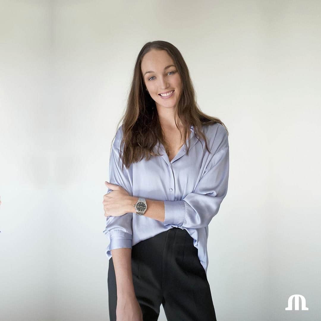 のインスタグラム：「“On the way to your goal, you experience great successes, encounter challenges and overcome obstacles. In the end, it is not merely the goal, but the story that is written along the way.”, explain @anoukvergedepre. “Success is a journey, not a destination.”  #YourTimeIsNow #PulseOfTheCity #MLCrew」