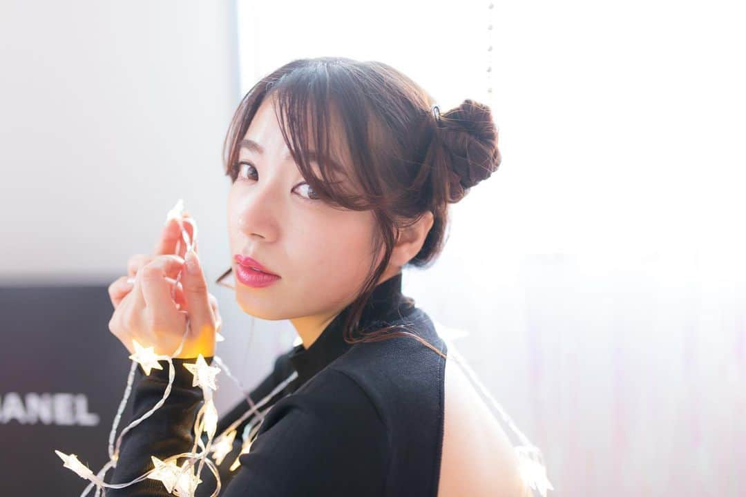 中村かなのインスタグラム：「今週もがんばろー❣️✨☺️ ・ ・ ・ 📸 @mya_ko082001  💖 @kana_photo_session  💒 @pinky_room_nagoya  ・ ・ ・ ・ ・ #instalove #follow #japanesegirl #gravure #nagoya #tokyo #photo #kawaii #cosplay #tagsforlikes #日本的 #偶像 #模特 #光 #一眼レフ初心者  #撮影会 #화보　#扎心了  #그라비아 #ポトレモデル  #인물 #名古屋カメラ部 #名古屋カメラマン #撮影モデル #撮影会モデル #名古屋 #グラビア #写真で伝えたい私の世界  #비키니화보 #수입비키니」