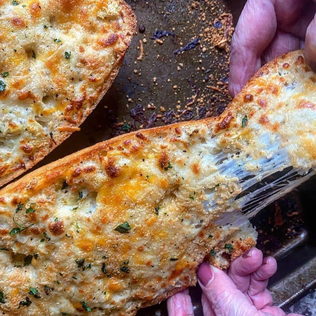 Flavorgod Seasoningsさんのインスタグラム写真 - (Flavorgod SeasoningsInstagram)「Homemade garlic cheese bread.. because garlic bread is appropriate for every meal.. right? 😋 by customer @platesbykandt seasoned with @flavorgod garlic lovers & Italian zest⁠ -⁠ Add delicious flavors to your meals!⬇️⁠ Click link in the bio -> @flavorgod  www.flavorgod.com⁠ -⁠ Zested fresh garlic clove on to the bread before I baked it, to get that extra taste of garlic. I do that with every meal now 🧄⁠ ⁠ Follow @platesbykandt if you’re hungry⁠ ⁠ Key ingredients⁠ • @flavorgod garlic lovers & Italian zest⁠ • @murrayscheese mozzarella, Parmesan and mild cheddar.⁠ • Flour⁠ • bakers yeast⁠ • garlic⁠ • water⁠ • salt⁠ • sugar⁠ -⁠ Flavor God Seasonings are:⁠ 💥ZERO CALORIES PER SERVING⁠ 🔥0 SUGAR PER SERVING ⁠ 💥GLUTEN FREE⁠ 🔥KETO FRIENDLY⁠ 💥PALEO FRIENDLY⁠ -⁠ #food #foodie #flavorgod #seasonings #glutenfree #mealprep #seasonings #breakfast #lunch #dinner #yummy #delicious #foodporn」2月1日 9時01分 - flavorgod