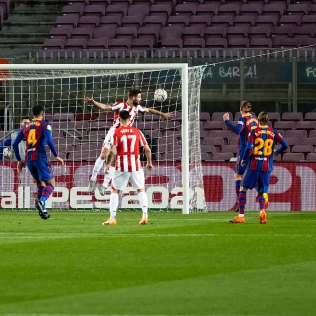FCバルセロナさんのインスタグラム写真 - (FCバルセロナInstagram)「🎯 Nailed it.  6️⃣5️⃣0️⃣ goles de @leomessi  de azulgrana 6️⃣5️⃣0️⃣ gols de Messi de blaugrana 💙❤️」2月1日 9時05分 - fcbarcelona