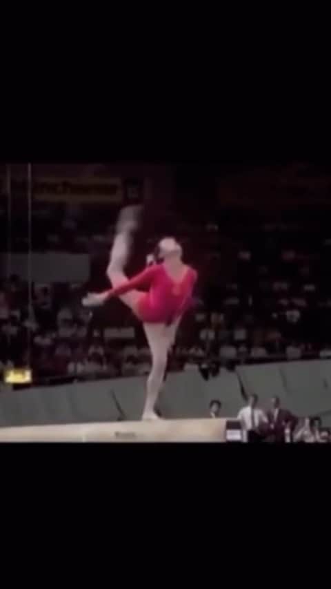 アリー・レイズマンのインスタグラム：「One of the best routines I’ve ever seen. Absolutely breathtaking.」