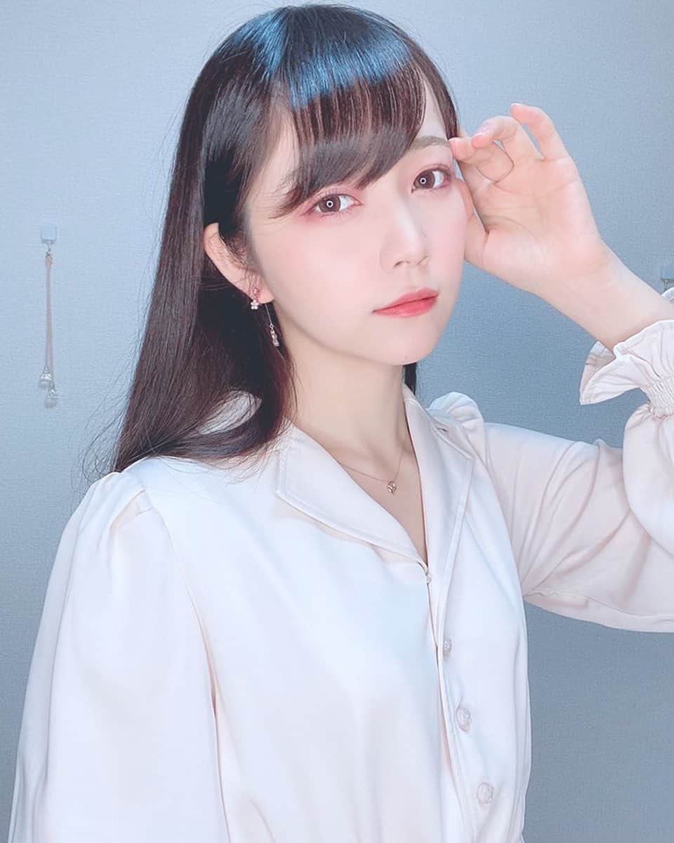 のインスタグラム：「たまには大人っぽいのもいいよね…？ ･ ･ ･ #portraitphotography #portrait_shots  #instagram #fashion  #modeling #portrait #portraitphotography #portrait_shots  #japanesegirl #萌 #自拍 #swag #맞팔 #맞팔해요 #otakugirl #otaku #コスプレイヤー  #ポートレート #ポートレートモデル #ポートレート女子 #被写体 #ポトレ #モデル #自撮り #自撮り女子 #コスプレイヤー自画撮り部 #黒髪 #cosplay #cosplayer」