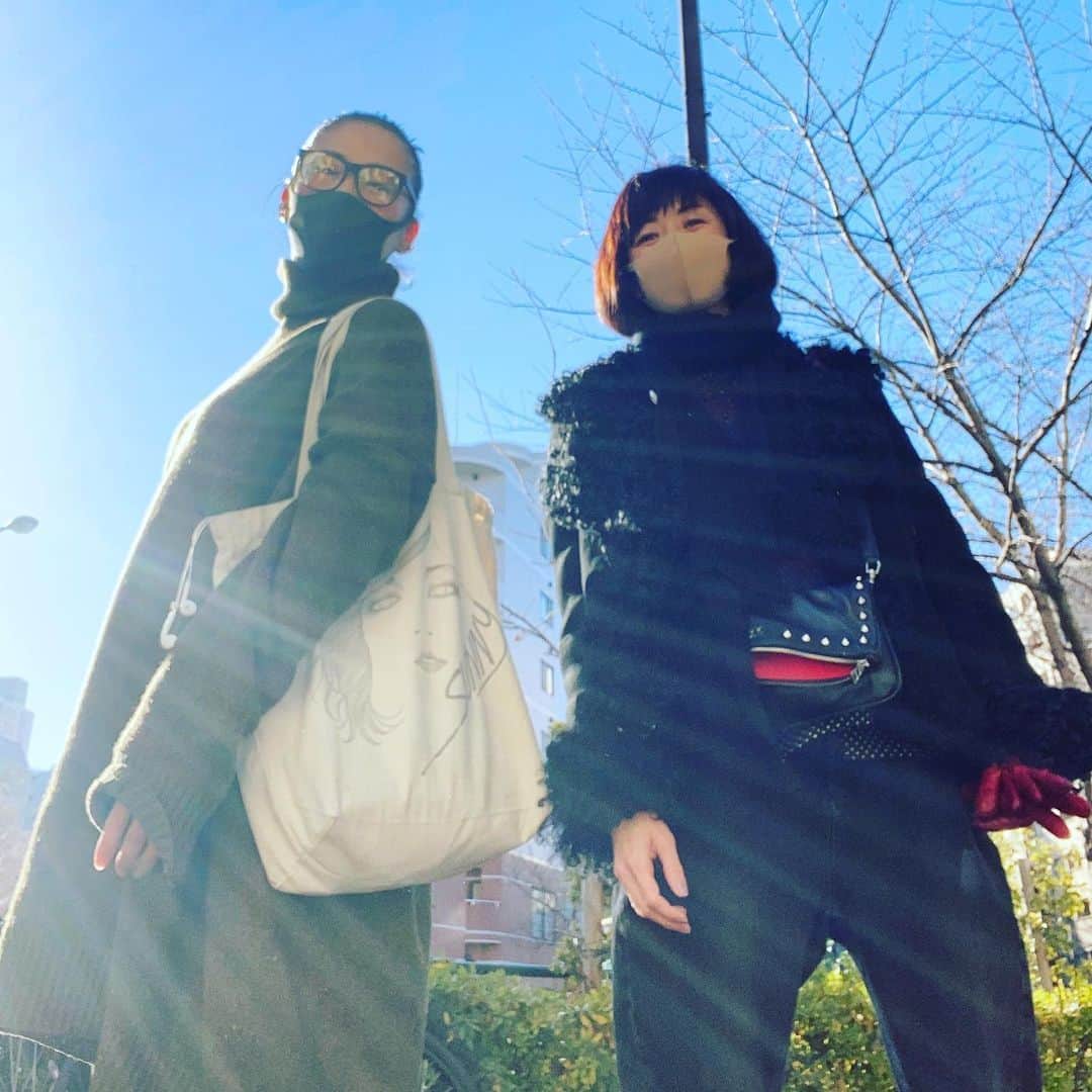 高岡早紀 さんのインスタグラム写真 - (高岡早紀 Instagram)「楽しいことを企画中！ 皆さまに喜んで貰えますように〜 お知らせ出来る日まで、ちょっと待っていてね。」2月1日 20時43分 - saki_takaoka