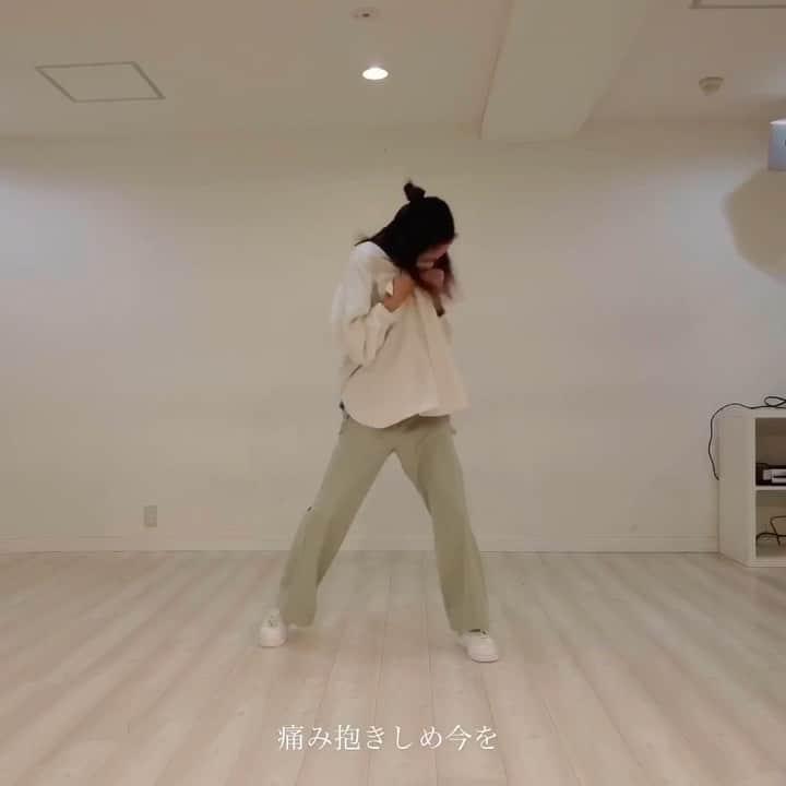 Kahonnaのインスタグラム：「． 私の想いは自分なりの表現ですが私の伝え方は これしかなくて、毎日忘れることもなければ まだまだ受け入れるのが難しい時もあります、 簡単に踊ってるわけではなく沢山考えて 色んな考え方と伝え方と形があると思っています。 家族のようなみんなが一緒に踊ってくれました。 今いる海未も心で生きてる優も大切にしていきます。」