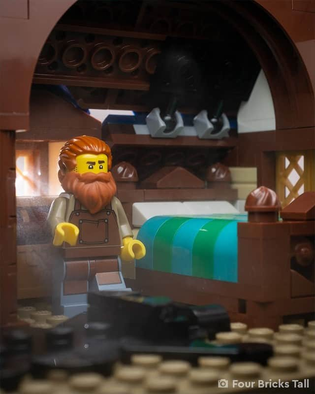 LEGOさんのインスタグラム写真 - (LEGOInstagram)「A new classic, forged by the fans. The LEGO Ideas Medieval Blacksmith is available now.  📸 @circus_robot and @fourbrickstall from @brickcentral」2月1日 21時00分 - lego