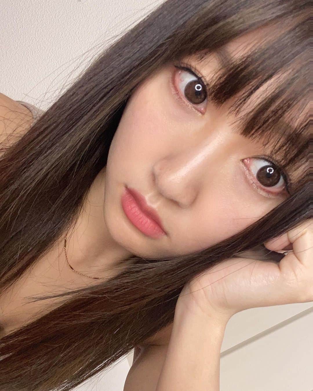 のインスタグラム：「February  #japonesa #selfie #bangs #どあっぷ #ぱっつん前髪」