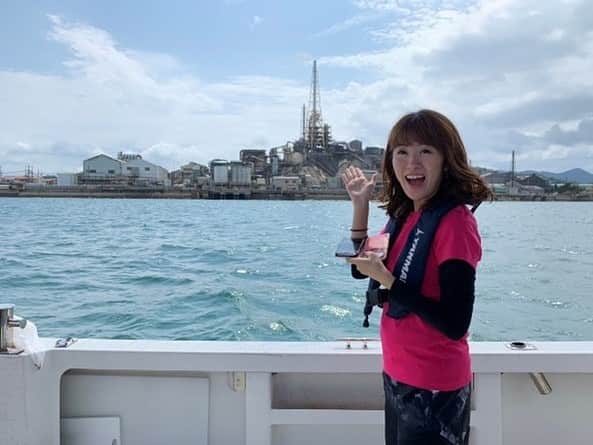 女子アナ47のインスタグラム：「『女子アナ４７マリン部　Marinus(マリヌス)』の“航海日誌”です。 マリン部は、海の魅力や楽しみ方はもちろんのこと、上手な海との付き合い方など、海にまつわる情報を発信していこうと活動しています。 これまでにもメンバーたちが、全国各地から楽しく発信してきましたが、今回は、実際に免許取得を考えている方に向けて、私、久保田の経験を踏まえ、免許取得までの道のりをお伝えしていきます。  詳しくは、トップページから「47発信プロジェクトへ」！  ＃女子アナ47　＃女子アナ発信プロジェクト　＃マリン部　＃マリヌス　＃marinus　＃地方創生　＃フリーアナウンサー　＃広島　＃小型船舶免許　＃JML中国　＃クルージング　＃マリンチック海道　＃竹原　＃久保田夏菜　＃ママアナウンサー」