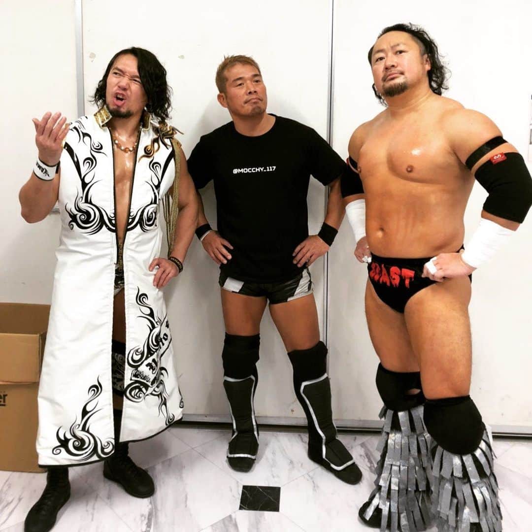 のインスタグラム：「今日もお勉強させていただきました🙇‍♂️ めっちゃ調子良いです👍 Pretty good… #dragongate #prowrestling #prowrestler #good #prettygood #goodcondition #ドラゴンゲート #プロレス #吉田隆司 #鹿児島 #mexico #luchalibre #luchador #bien」