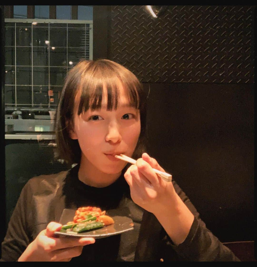 坂田莉咲のインスタグラム：「2/1からPocochaで配信することになりました！ 初日の今日は22時から配信する予定です  恐らく毎日すると思うので、見にきてください🧚🏻‍♀️ Pocochaでさかたりさで検索してね！  写真はちょっと前に撮ったやつ🎥」