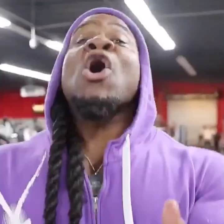 カイ・グリーンのインスタグラム：「REAL PEOPLE. REAL RESULTS ✔️  Countless training plans. The formulas and methods to create your own meal plan. Everything you need in order to craft your future.  Arm yourself with knowledge. Knock down the walls that constrain you, and venture into new ground for ONE DOLLAR. Nutrition, training, mindset, you name it.. we can conquer it together and GROW.   YOUR TIME IS NOW!  Link in bio to start today 💯」