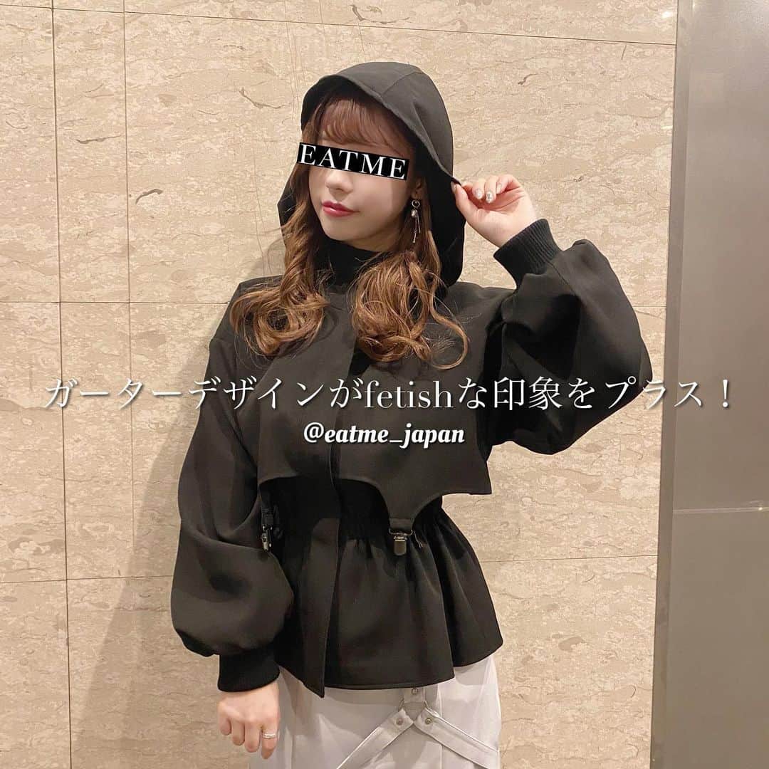 EATMEのインスタグラム：「2.1 update... #EATME #FEBRUARY  #NEW #ITEM . TOP画面のURLからEATME WEB  STOREをCHECK▶︎▶︎▶︎ @eatme_japan . 🌹ガーターデザインブルゾン ¥14,000(＋tax) BLK.MIX.PNK ☑︎FREE ※2.2発売予定 . 🌹ハーネスタイトスカート ¥9,000(＋tax) GRY.BLK.MIX ☑︎S/M ※2.2発売予定 . #EATME_CODE #eatmejapan #イートミー」