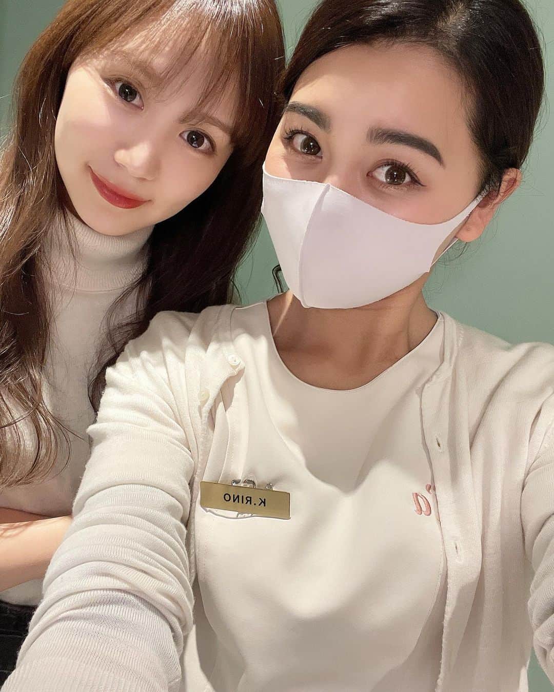 のインスタグラム：「♥  顔脱毛は毛穴の黒ずみに悩んでるひとにもおすすめ✨  いくら汚れを落とすケアをしてもそれが産毛？の場合もあると脱毛が効果的✨と皮膚科で教えてもらったので🤭🤔﻿ ﻿ ﻿ #脱毛　#顔脱毛　#毛穴ケア　#毛穴黒ずみ　#名古屋脱毛　#栄脱毛」