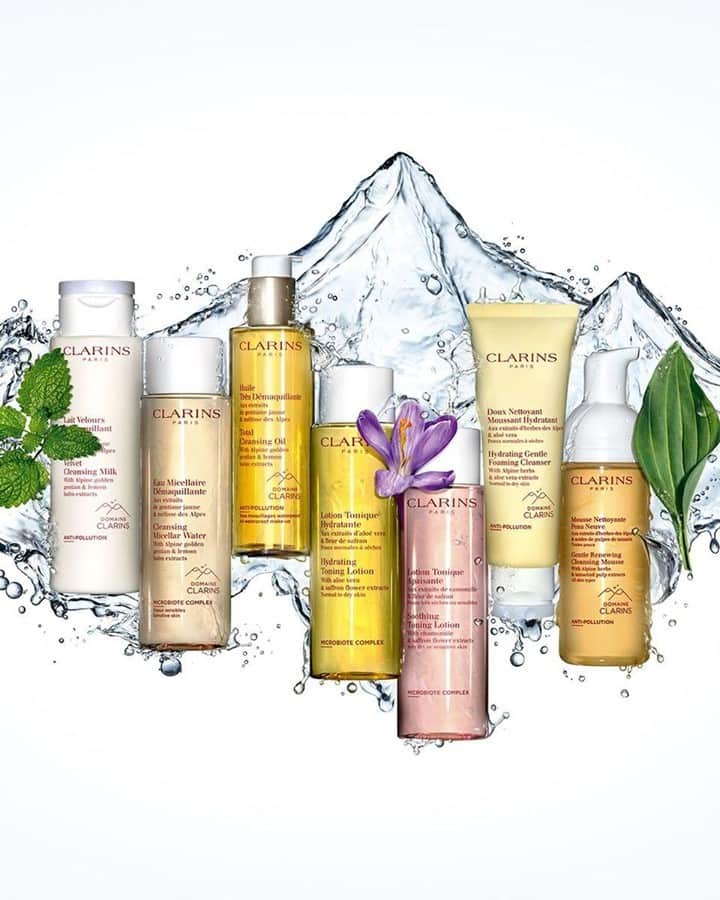Clarins Australiaさんのインスタグラム写真 - (Clarins AustraliaInstagram)「Our NEW Cleansing range is officially here and your skin is going to LOVE them! Fresh and gentle skincare, straight from the mountains! 🏞 Which cleanser or toner do you want to try? Let us know in the comments below! 🌿⁣ #DomaineClarins #brandnew #HappyCleansing #ResponsibleBeauty #CleanBeauty #biodiversity」2月1日 15時00分 - clarinsanz