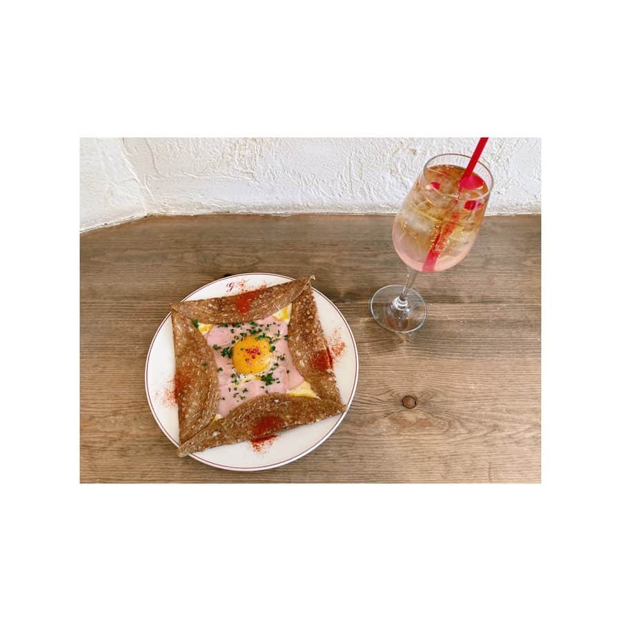 南波志帆さんのインスタグラム写真 - (南波志帆Instagram)「どうしても食べたくなって、お仕事前にさくっとひとりランチ🌷  おいしくて、心が満たされました☺️  のんびりとした穏やかな気持ちで、2月のはじまりです〜🎀  #2月」2月1日 15時11分 - nanbashiho