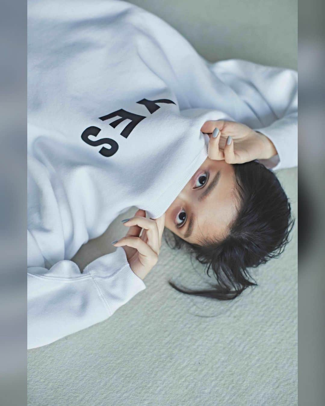 松本愛（まあぴぴ）さんのインスタグラム写真 - (松本愛（まあぴぴ）Instagram)「@mina.magazine  最新号発売中です🕊🤍 初めましてのminaでした✨ とっても嬉しい☺️」2月1日 15時18分 - aimatsumoto_45