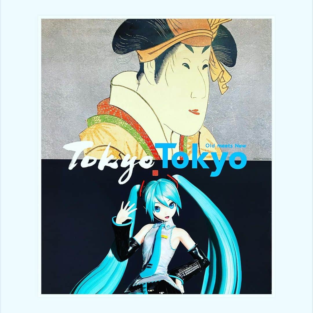 のインスタグラム：「TOKYO🗼🏯🍣👘🇯🇵 #初音ミク 👱🏽‍♂️💙💙💙🙆🏼‍♂️  #tokyo #japan #fashion #beauty #music #artist #miku #アーティスト #manga #anime #漫画 #アニメ #初音ミク好きです」
