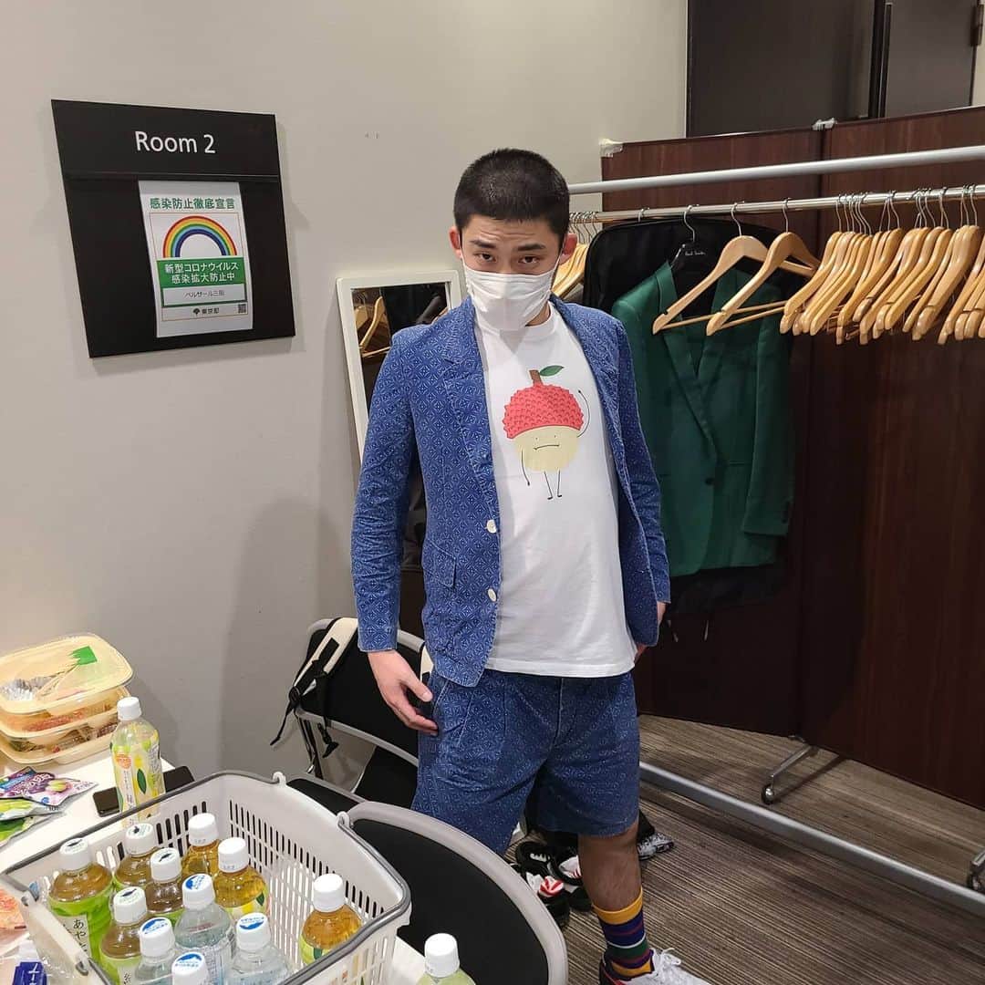 布川ひろきさんのインスタグラム写真 布川ひろきinstagram トム ブラウン布川です 今日のハゲ 偽ロナウド 近藤岳登さんは坊主 偽ロナウドはハゲ 本日 19 00 日本テレビ系 有吉ゼミ に出させていただきます サッカー日本代表のハート ハート遠藤選手と