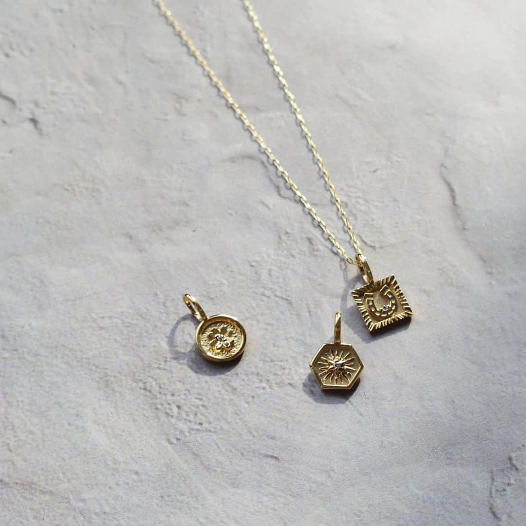 STAR JEWELRY Girlのインスタグラム