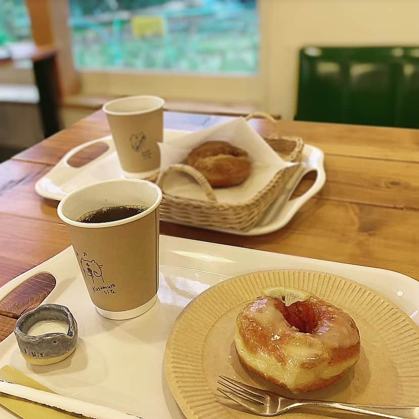ree_mstorynさんのインスタグラム写真 - (ree_mstorynInstagram)「#donuts ここのところ スイーツ投稿ばかり‪𐤔 仕事終わりで ちょこっと お友達と近くへお茶に♡ 手作りドーナツのお店 子どもたちにも フワッフワのドーナツを おみやげに♡ ・ ・ #sweets #coffeetime #cafe #cafestagram #手作りドーナツ #草村サイト #草村ドーナツ #奈良カフェ巡り #vsco #vscam」2月1日 16時00分 - ree_mstoryn