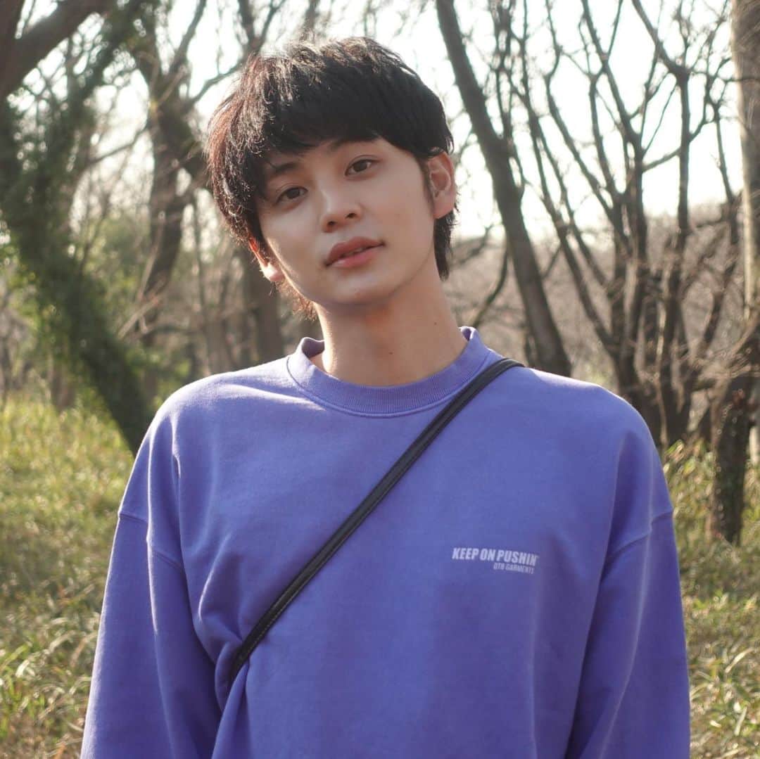 鈴木志遠のインスタグラム：「24歳になりました。﻿ 去年は12時ぴったにきたの1人もいなかったので、不安でしたが、今年はありました。 今年もみんなよろしく！！」