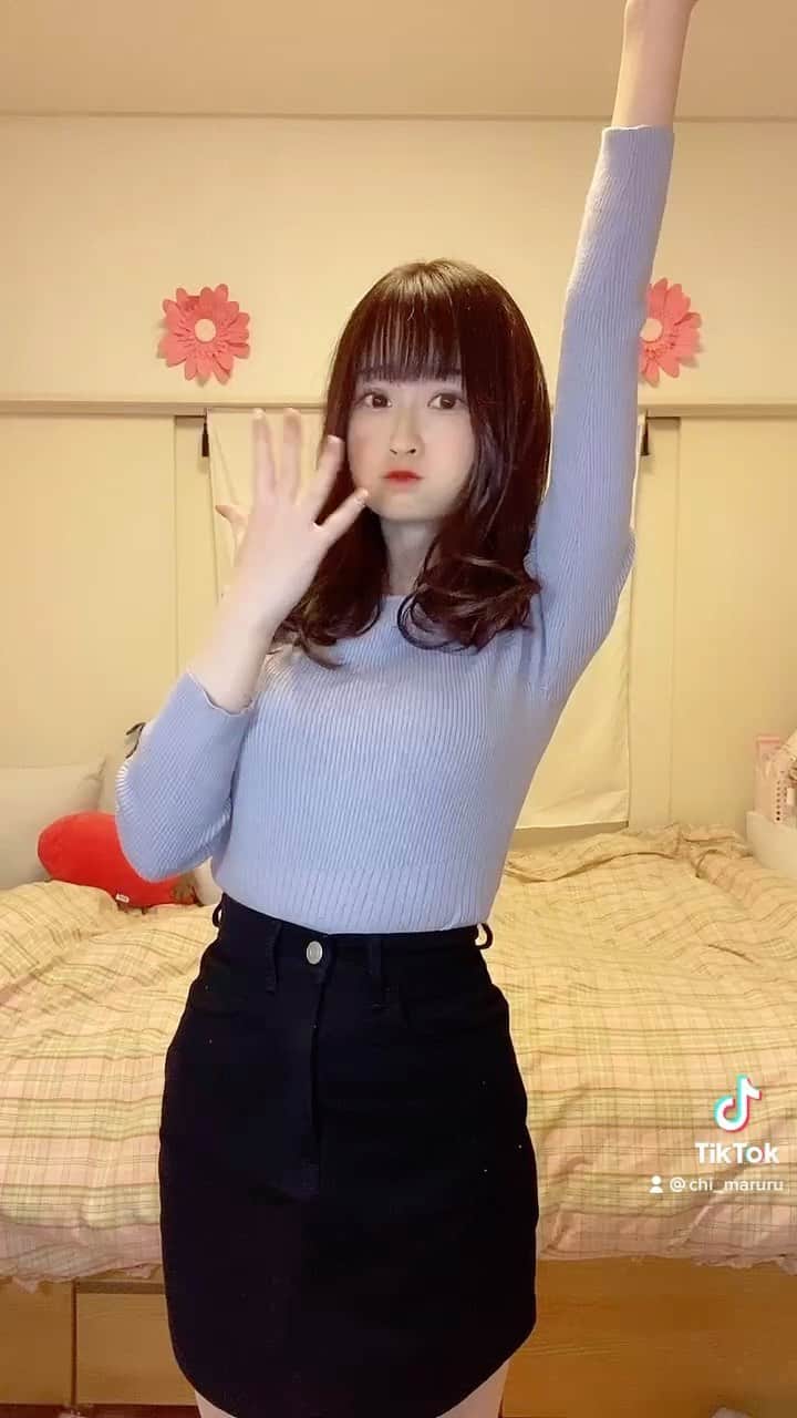 佐野心音のインスタグラム：「ぐっない🌙 * * #tiktok #tiktokjapan #dance」