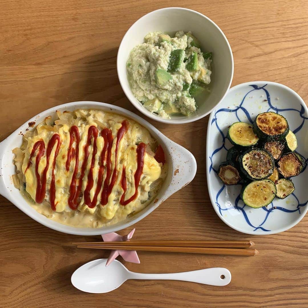 大友花恋さんのインスタグラム写真 - (大友花恋Instagram)「おうちごはん。 毎日、ご飯を考えるのがやっぱり楽しい。 #1枚目は豆腐クリーム #クリームの下にはおからハンバーグという大豆っぷり」2月1日 17時07分 - karen_otomo