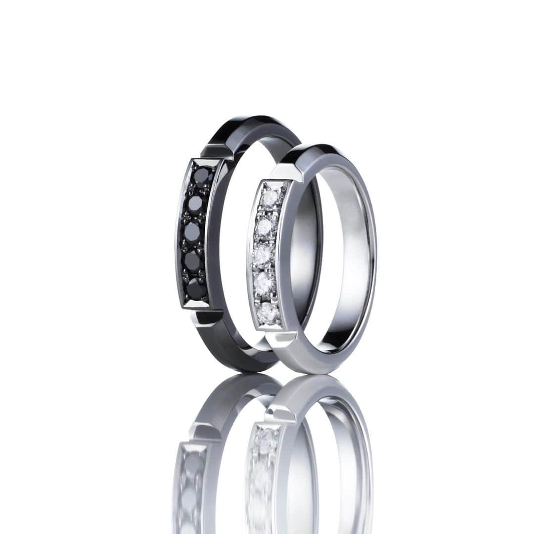 コアジュエルスのインスタグラム：「MARCURY®︎COREJEWELS #corejewels #blackdiamond  #diamond #marcury #art #jewelry #ring #corejewelsharajuku  #tokyo #bridalring  #gold」