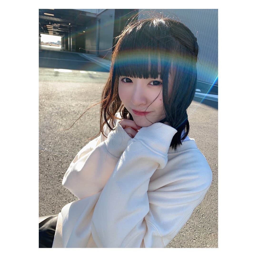 橋本美桜のインスタグラム：「マネージャーさんが虹が〜って嬉しそうに教えてくれて可愛かったです🌈」