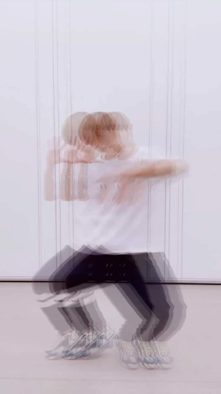 高根正樹のインスタグラム：「🕊✨#shinee #everybody #kpop #dance #fyp」