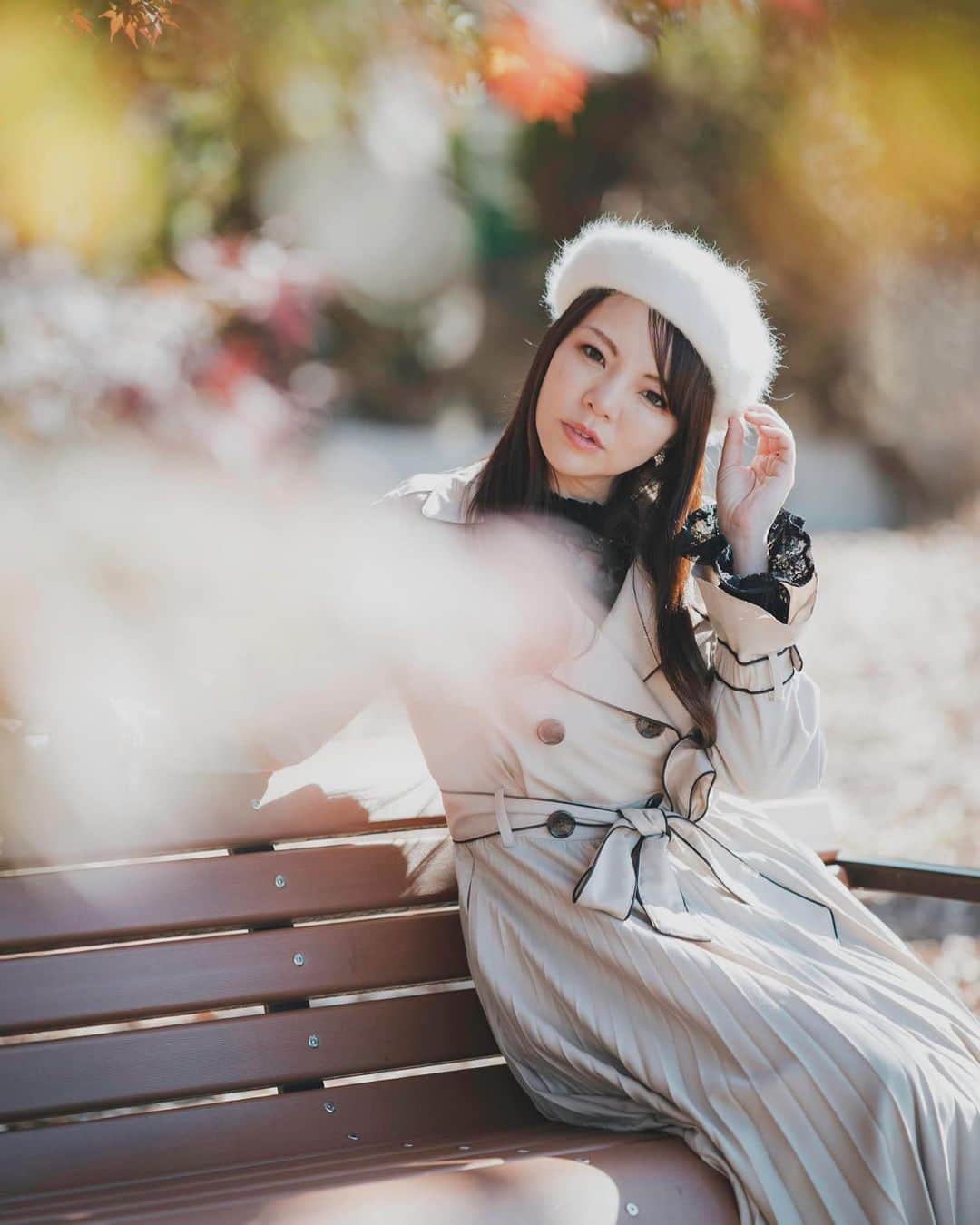Mikaさんのインスタグラム写真 - (MikaInstagram)「Beautiful autumn✨  寒くなる前のお気に入りの優しい写真🍁  ・ ・ ・ photo by @yoshiaki_kato_photography 📸 model @mikarin_portrait  ・ ・ ・ pasyastyle認定作品展に出展します。 #美花展 ありがとうございました💐 ・ ・ follow me💋  #カメラ好きな人と繋がりたい #ファインダー越しの私の世界 #ポートレートモデル #ニット帽コーデ  #ポトレ女子 #撮影依頼募集中 #優しい人  #ポトレのセカイ #portrait_ig #great_portraits #love_camera_club #jp_portrait #match_portrait #loves_united_portrait  #team_jp_ #global_ladies #photo_shorttrip #_lovely_weekend #japan_art_photography #portraitfestival #portraitinlove #portrait_mood #exclusive_world_portrait  #instagood #instagramjapan」2月1日 18時21分 - mika_portrait