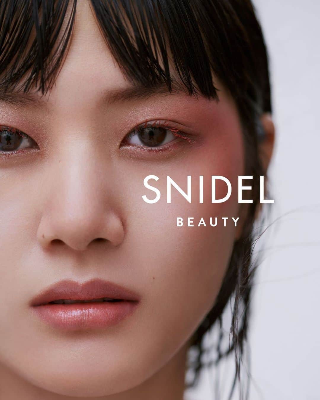 スナイデルさんのインスタグラム写真 - (スナイデルInstagram)「わたしたちの、先をみせよう SNIDEL BEAUTY  DEBUT   3.3(水) ルミネ新宿2　2F OFFICIAL ONLINE STORE  NEW OPEN  #SNIDELBEAUTY #スナイデルビューティ #SNIDEL #スナイデル #CleanBeauty #クリーンビューティー #わたしたちの先をみせよう #きっと生き方すらも変えていく #これからを生きるわたしたちのクリーンビューティ @snidelbeauty」2月1日 18時39分 - snidel_official