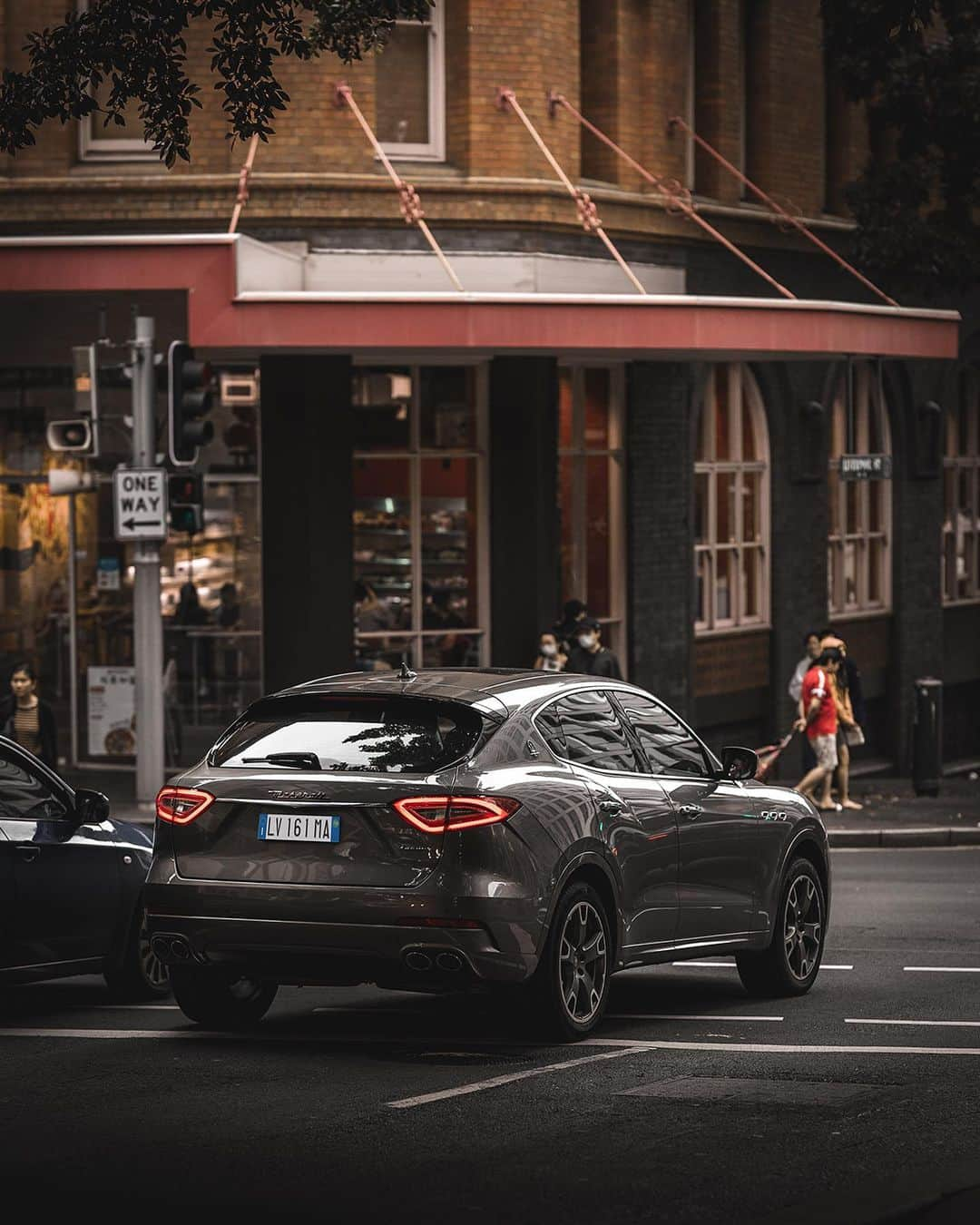 マセラティさんのインスタグラム写真 - (マセラティInstagram)「#MaseratiMonday, your Monday essential. Celebrating our fans with the best photo of their #Maserati. Thank you @joshua.kishore for this picture of the #MaseratiLevante. Don’t forget to share your photos or videos with #MaseratiMonday.」2月1日 18時34分 - maserati