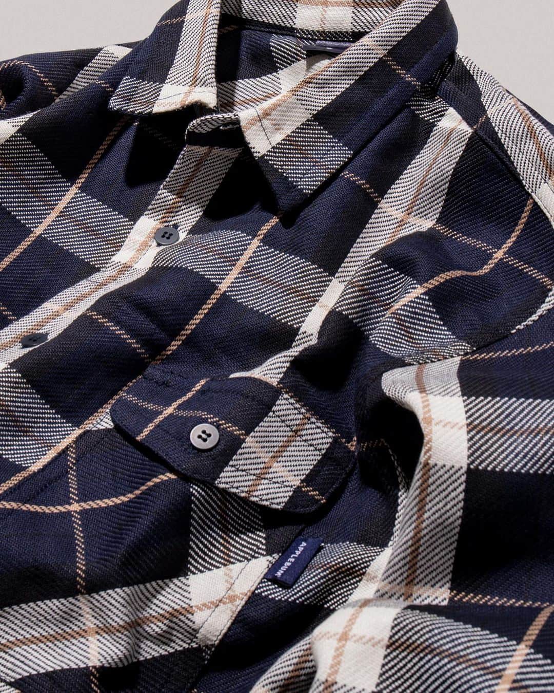 のインスタグラム：「Indigo Check Nel Shirts  #applebum」