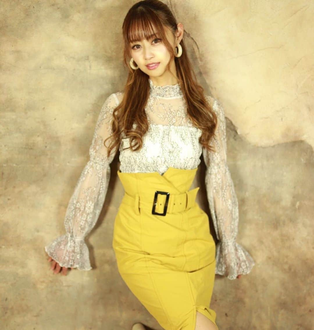 小川舞のインスタグラム：「*⋆⸜нёιιο!⸝⋆*﻿ ------------------------------﻿ 今日から2月じゃん！﻿ 今月もよろしくお願いします🙇‍♀️﻿ ------------------------------﻿ ﻿ #supergt #JLOC #ランボルギーニ #88号車 #レースクイーン #racequeen #モデル #model #ポートレート #portrait #フォロワー募集中  #japanese #japan #japanesegirl #followme  #ロングヘアー #お洒落さんと繋がりたい #winter #セルフィ#ゆるふわ #instafashion #ootd #dress #tokyo #撮影会」