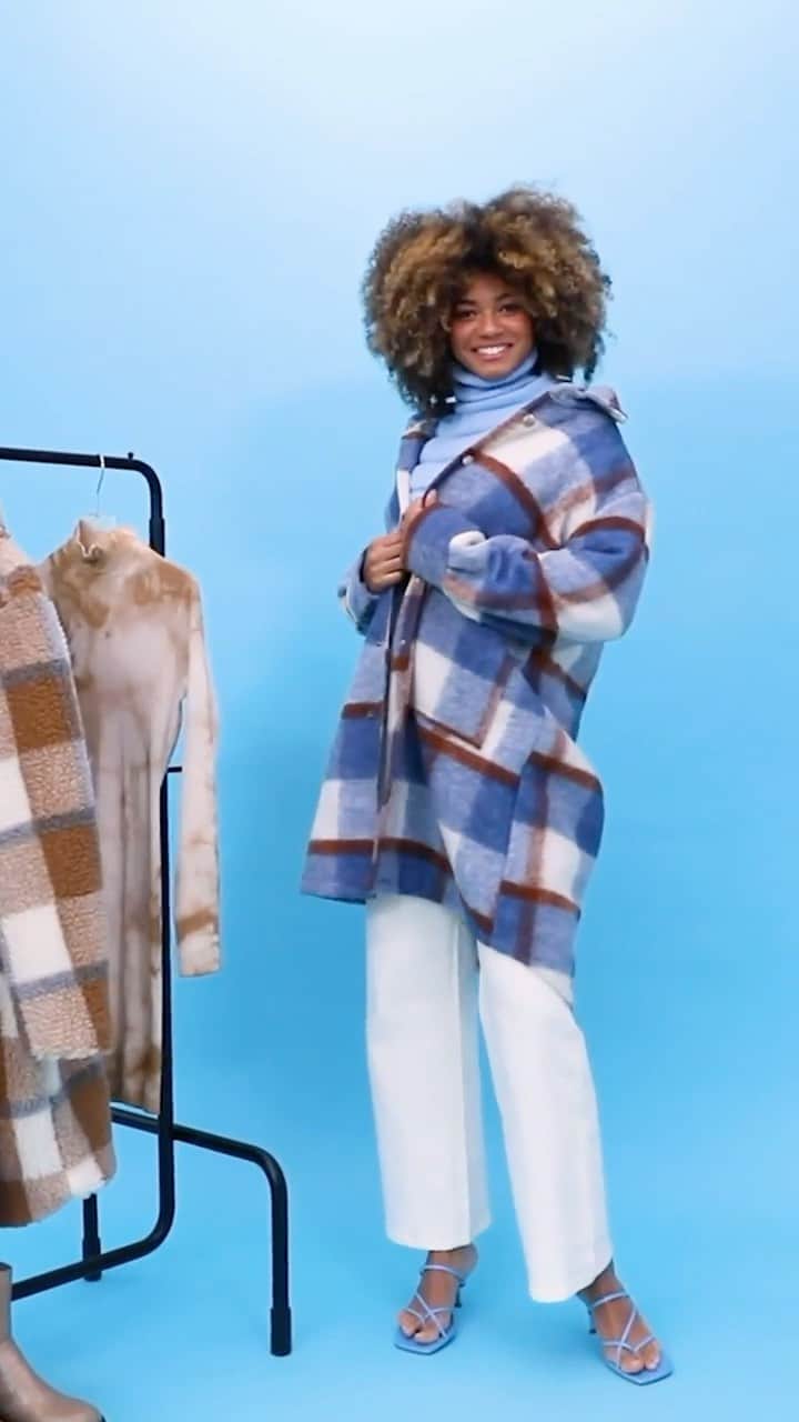 のインスタグラム：「Which MAUREEN x TALLY look is your fav? Get inspired and shop the full edit now on www.tally-weijl.com 💙✨ @mxurxen ⁠ ⁠ #TALLYWEiJL #stylingvideo #ootd #fashion #whattowear #howtostyle」